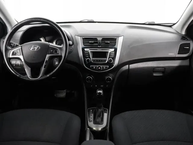 Hyundai Solaris, I Рестайлинг — фото 14