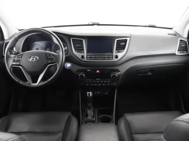 Hyundai Tucson, III — фото 11
