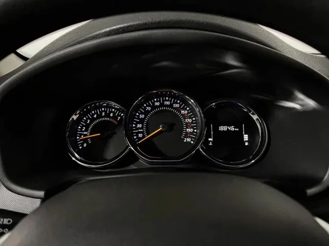 Renault Sandero, II Рестайлинг — фото 11