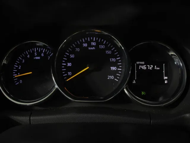 Renault Duster, I Рестайлинг — фото 10