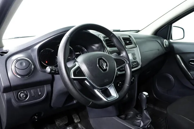 Renault Logan, II Рестайлинг — фото 13
