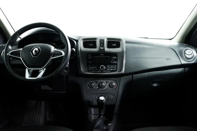 Renault Logan, II Рестайлинг — фото 12