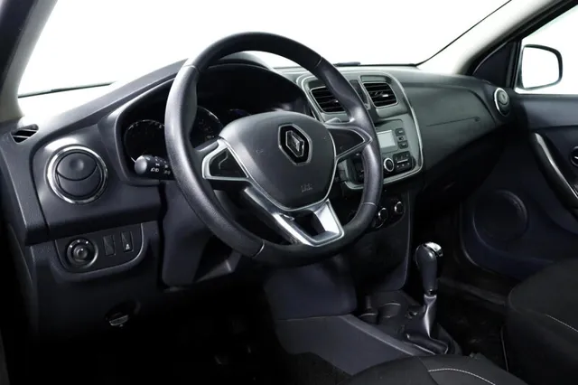 Renault Logan, II Рестайлинг — фото 13
