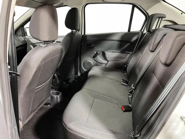 Renault Logan, II Рестайлинг — фото 10