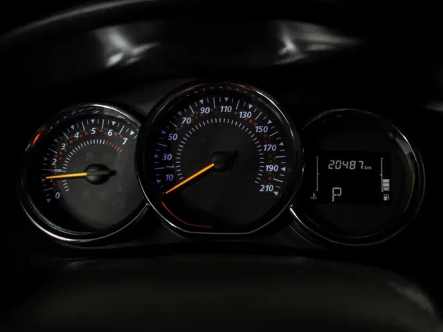Renault Logan, II Рестайлинг — фото 10