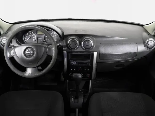 Nissan Almera, III (G15) — фото 8
