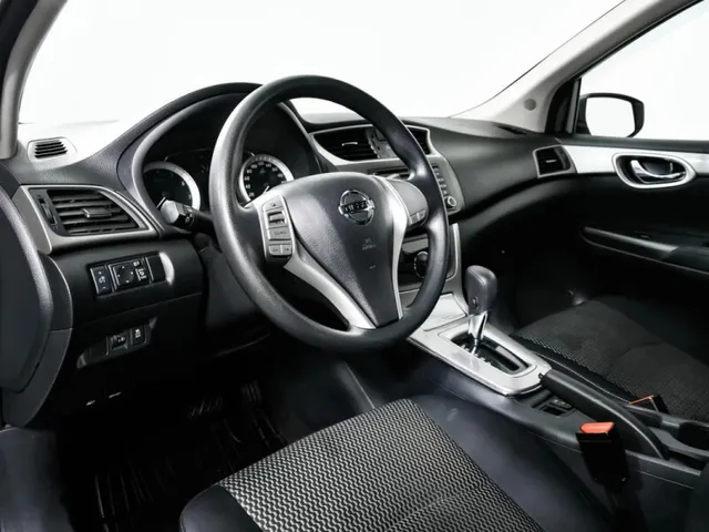 Nissan Tiida, II — фото 14