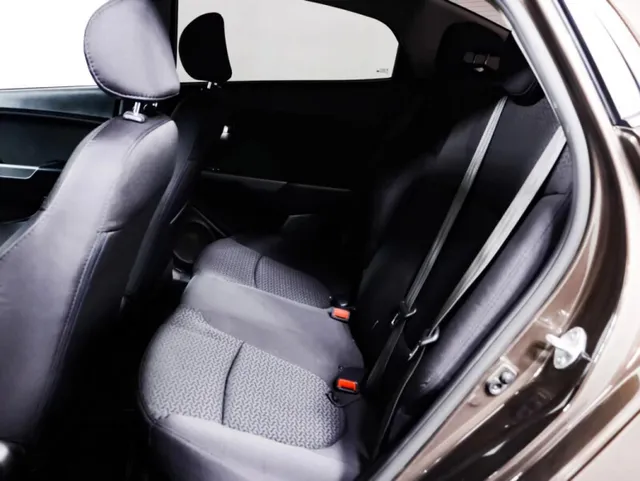 Kia Rio, III Рестайлинг — фото 10