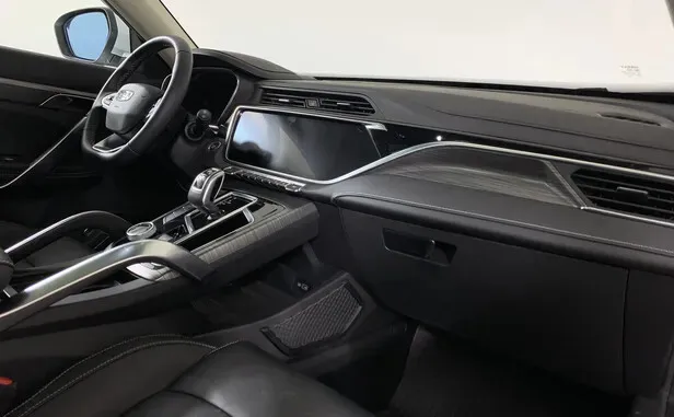 Geely Atlas Pro — фото 7