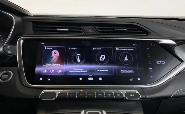 Geely Atlas Pro — фото 10