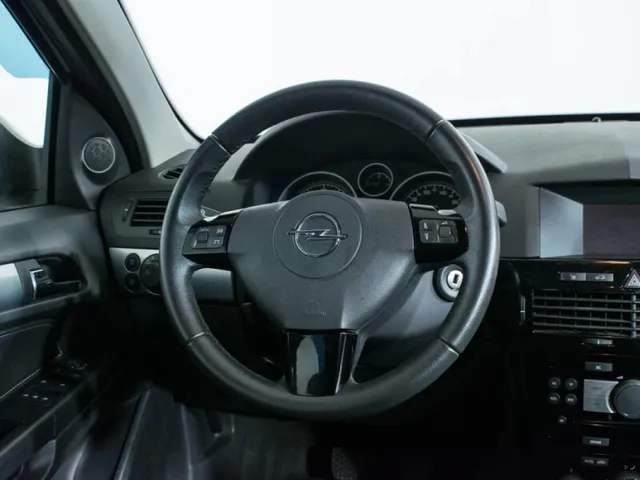 Opel Astra, H Рестайлинг — фото 15