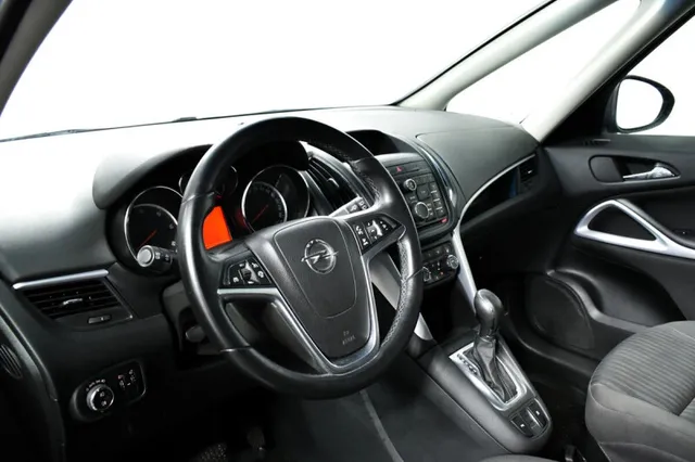 Opel Zafira, C — фото 14