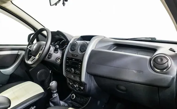 Renault Duster, I Рестайлинг — фото 9