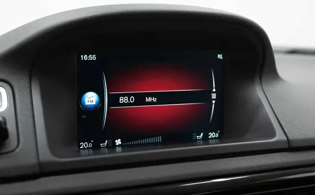 Volvo XC70, II Рестайлинг — фото 16
