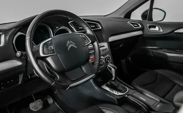 Citroen C4, II Рестайлинг — фото 6