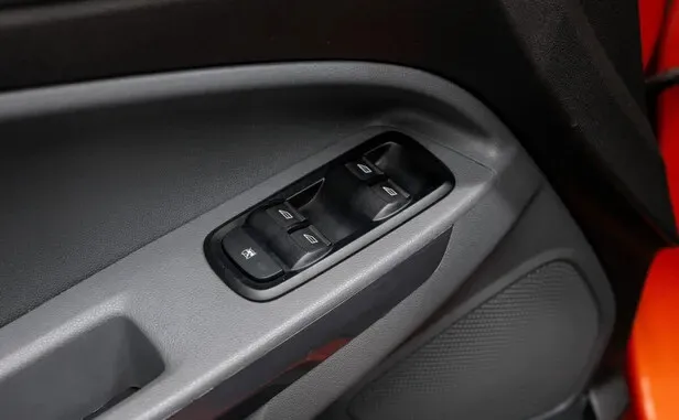 Ford EcoSport, II — фото 11