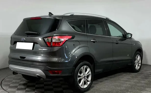 Ford Kuga, II Рестайлинг — фото 2