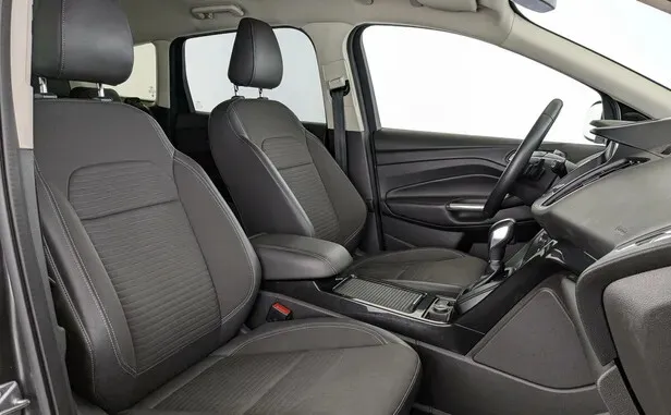 Ford Kuga, II Рестайлинг — фото 9