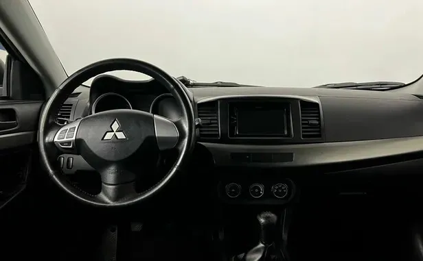 Mitsubishi Lancer, X Рестайлинг — фото 5