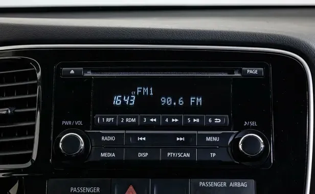 Mitsubishi Outlander, III Рестайлинг — фото 9