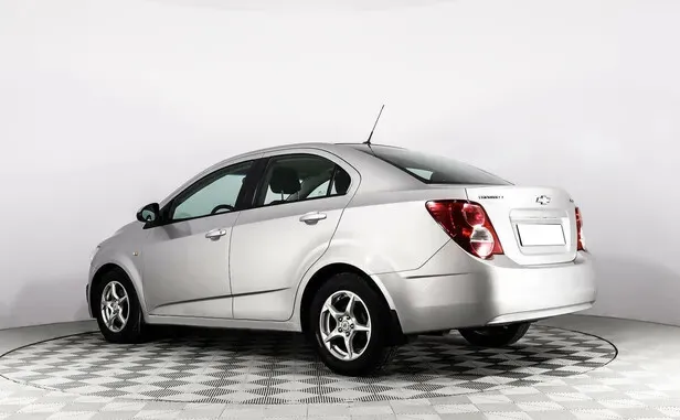 Chevrolet Aveo, II — фото 4
