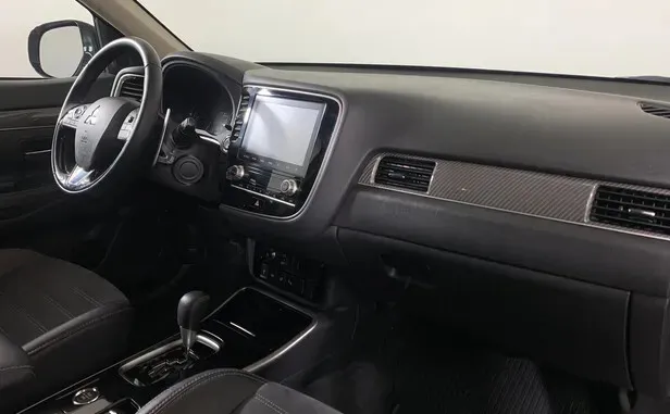 Mitsubishi Outlander, III Рестайлинг 3 — фото 6