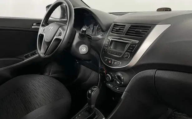 Hyundai Solaris, I Рестайлинг — фото 13