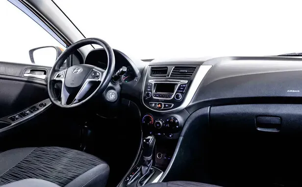 Hyundai Solaris, I Рестайлинг — фото 5