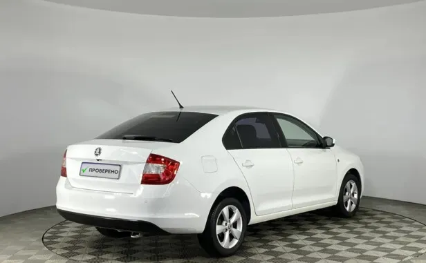 Skoda Rapid, I — фото 2