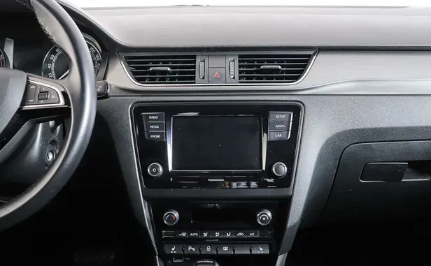 Skoda Rapid, I Рестайлинг — фото 17
