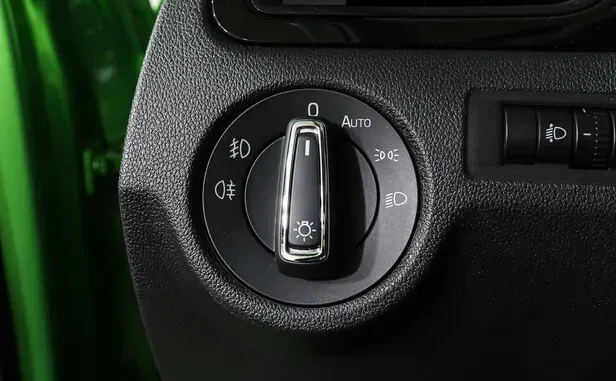 Skoda Rapid, I Рестайлинг — фото 10