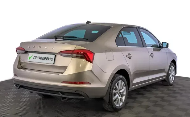 Skoda Rapid, II — фото 14