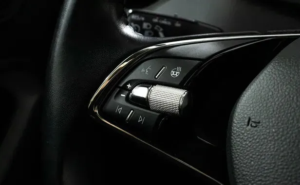 Skoda Rapid, II — фото 9