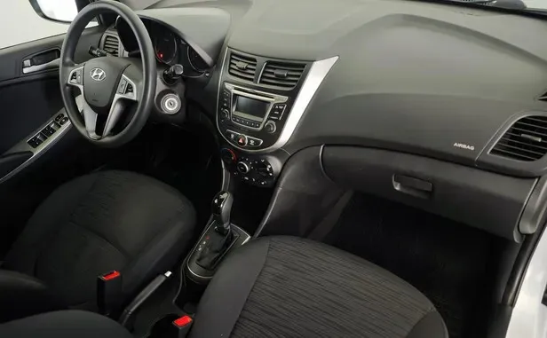 Hyundai Solaris, I Рестайлинг — фото 5