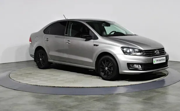 Volkswagen Polo, V Рестайлинг — фото 3