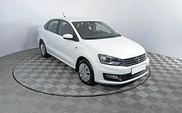 Volkswagen Polo, V Рестайлинг — фото 3