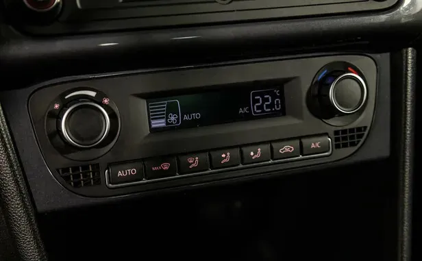 Volkswagen Polo, V Рестайлинг — фото 11