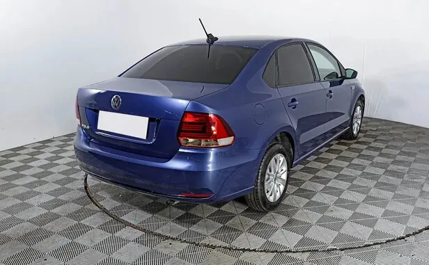 Volkswagen Polo, V Рестайлинг — фото 2