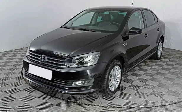 Volkswagen Polo, V Рестайлинг — фото 1