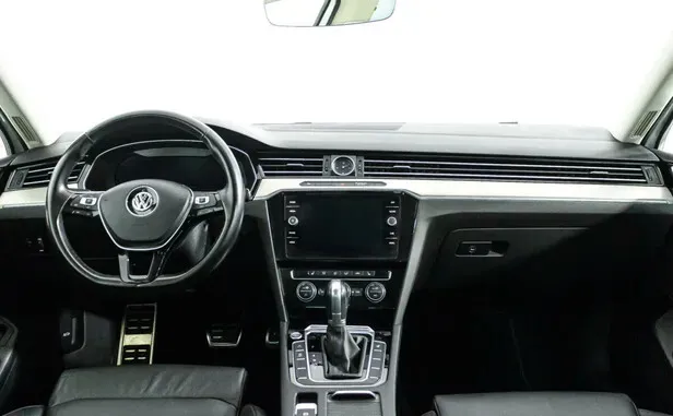Volkswagen Passat, B8 — фото 6