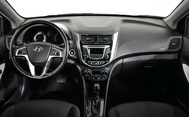 Hyundai Solaris, I Рестайлинг — фото 14