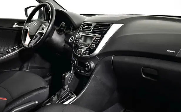 Hyundai Solaris, I Рестайлинг — фото 17