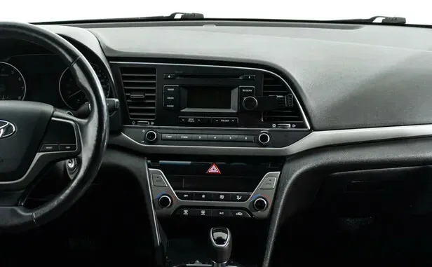 Hyundai Elantra, VI (AD) — фото 9