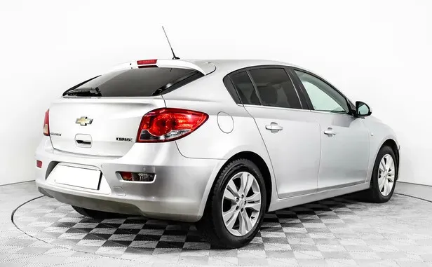 Chevrolet Cruze, I Рестайлинг — фото 2