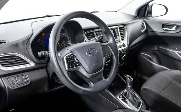 Hyundai Solaris, II Рестайлинг — фото 34