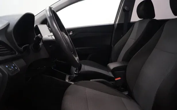Hyundai Solaris, II Рестайлинг — фото 15