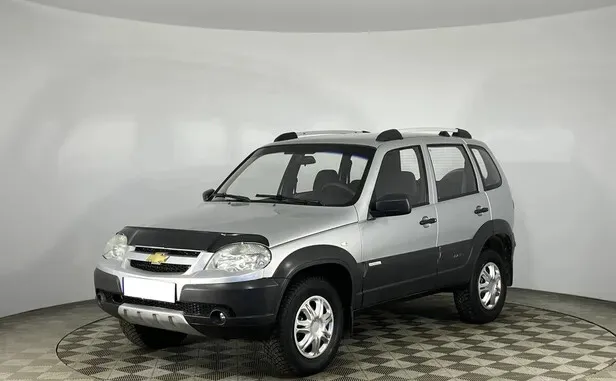 Chevrolet Niva, I Рестайлинг — фото 1
