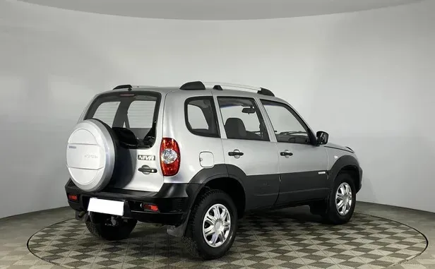 Chevrolet Niva, I Рестайлинг — фото 2