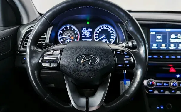Hyundai Elantra, VI (AD) Рестайлинг — фото 6