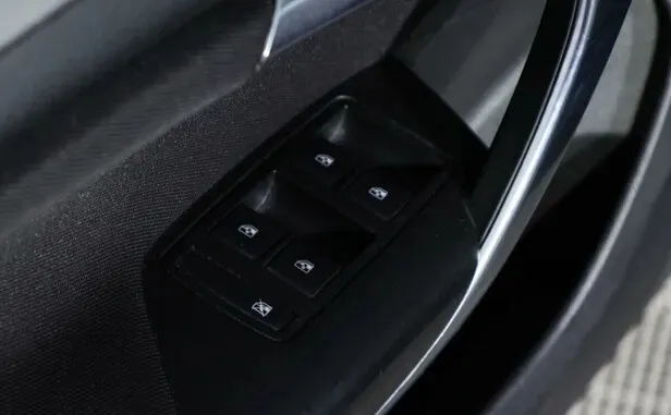 Opel Insignia, I Рестайлинг — фото 12